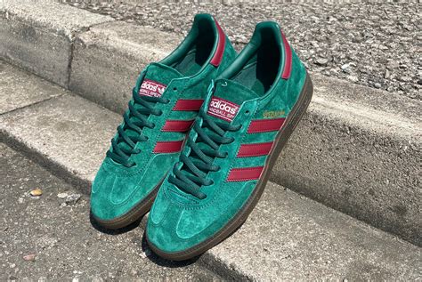 adidas originals spezial green.